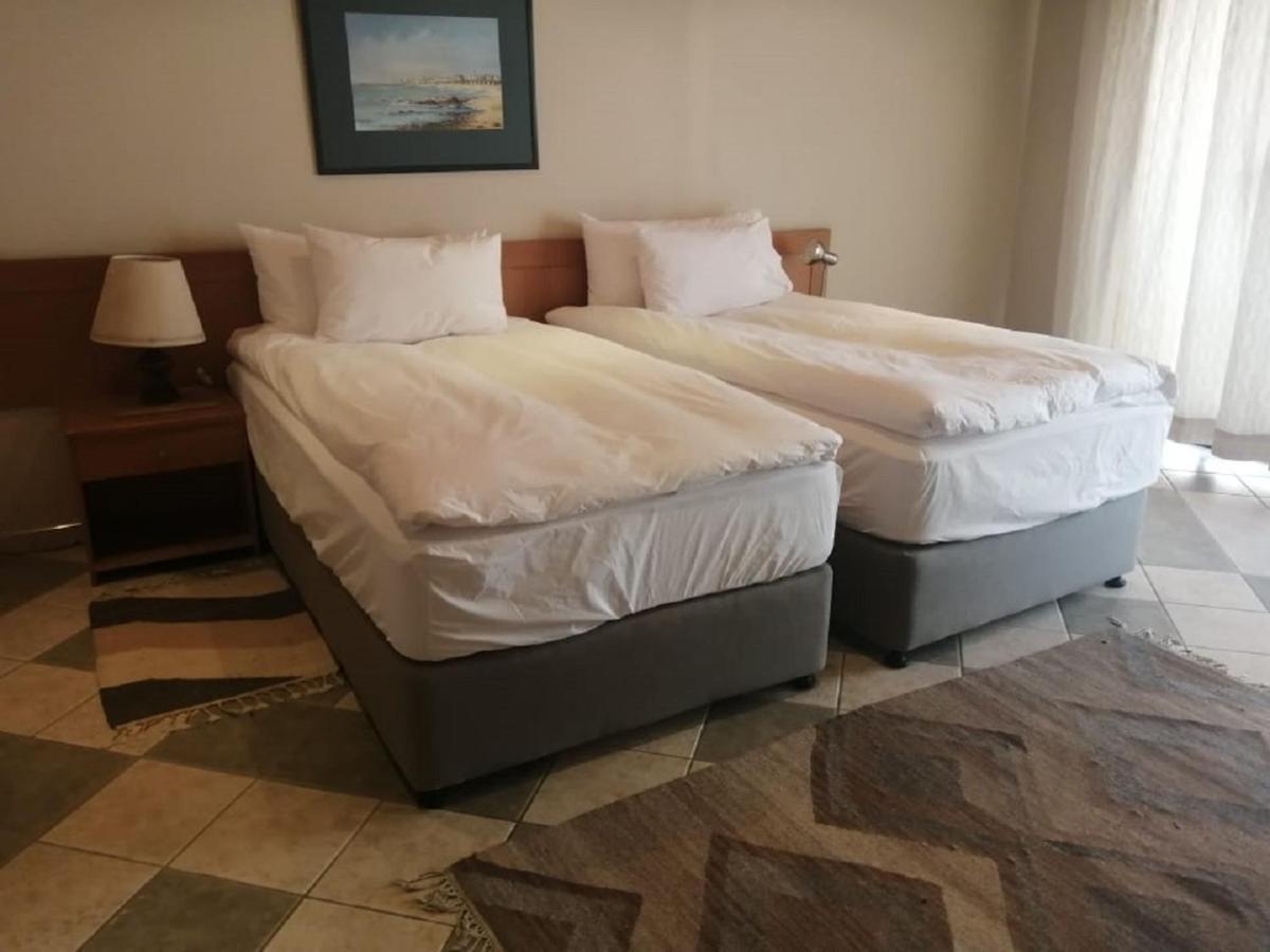 Klein Windhoek Hotel Pension Palmquell מראה חיצוני תמונה